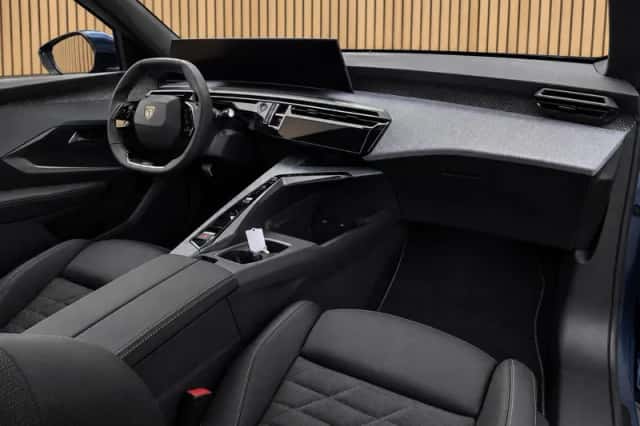Peugeot e-3008 (2026) thumbnail 3