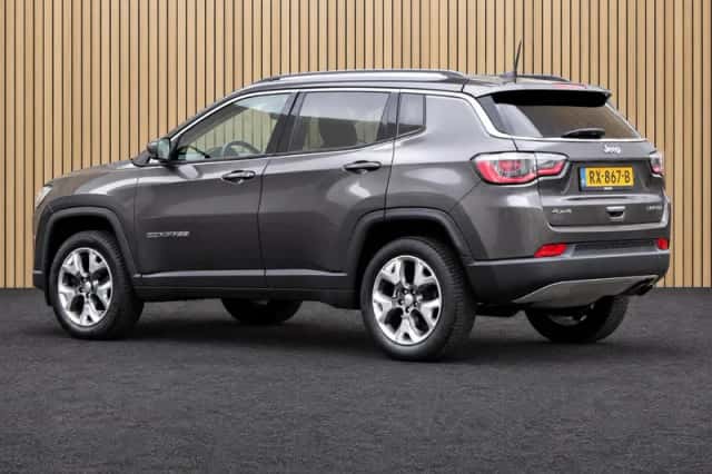 Jeep Compass (2018) thumbnail 2