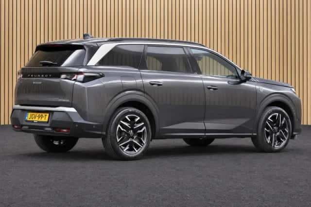 Peugeot 5008 (2025) thumbnail 6