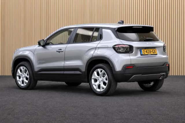 Jeep Avenger (2024) thumbnail 2