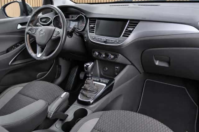 Opel Crossland (2019) thumbnail 3