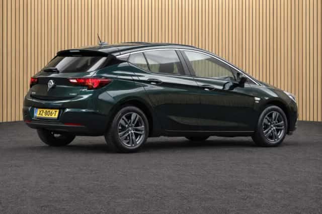 Opel Astra (2019) thumbnail 2