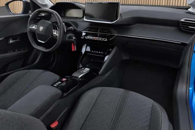 Peugeot 208 (2025) thumbnail 3