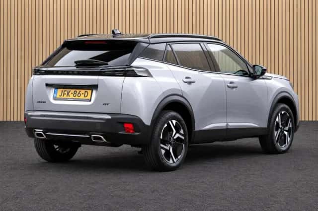 Peugeot 2008 (2024) thumbnail 6