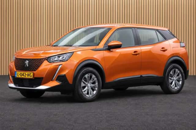 Peugeot e-2008 (2021) thumbnail 5