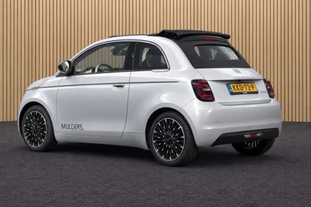 Fiat 500C (2026) thumbnail 2