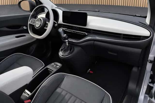 Fiat 500C (2026) thumbnail 3