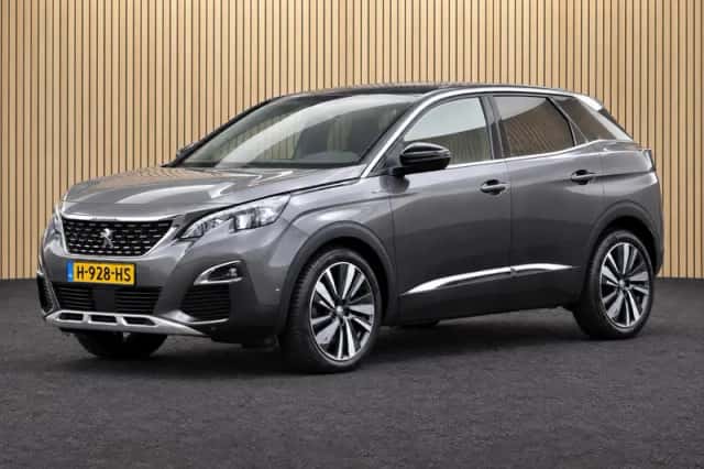 Peugeot 3008 (2020) thumbnail 5