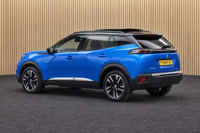 Peugeot e-2008 (2020) thumbnail 2