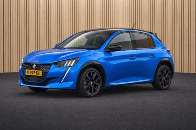 Peugeot 208 (2021) thumbnail 5