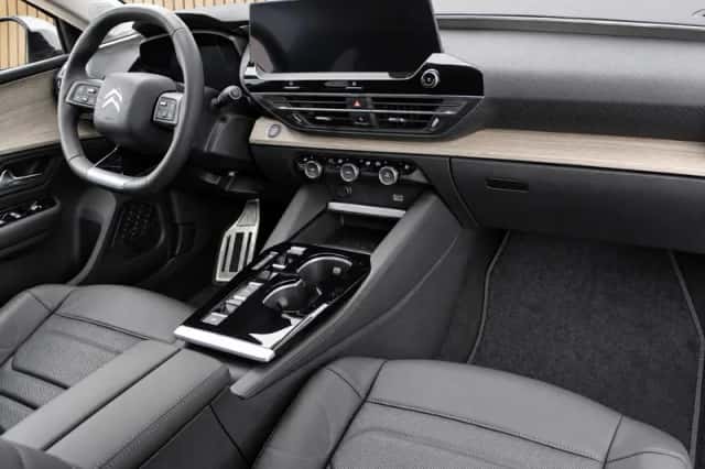 Citroën C5 X (2026) thumbnail 3