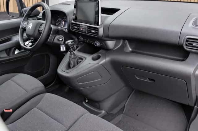 Citroën Berlingo (2024) thumbnail 3