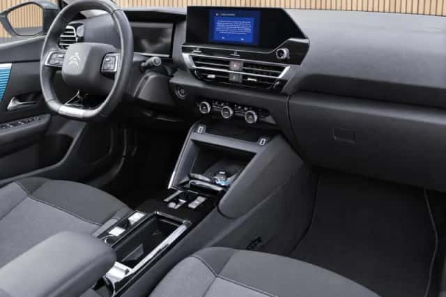 Citroën ë-C4 (2021) thumbnail 3