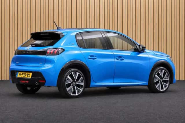 Peugeot 208 (2022) thumbnail 6