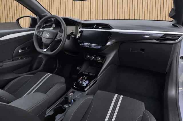Opel Corsa (2025) thumbnail 3