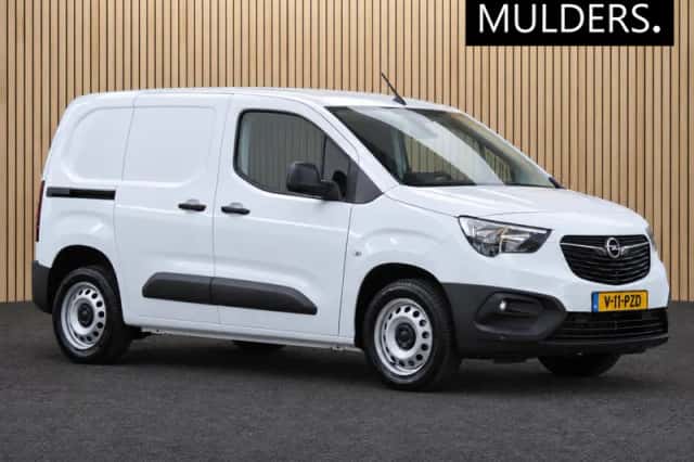 Opel Combo (2024) thumbnail 1