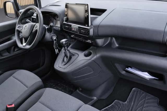 Opel Combo (2024) thumbnail 3