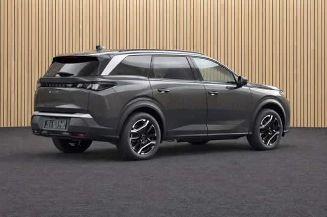 Peugeot E-5008 (2026) thumbnail 5
