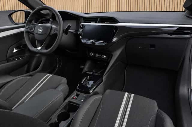 Opel Corsa (2025) thumbnail 3