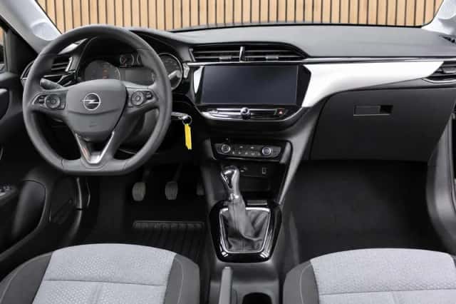 Opel Corsa (2025) thumbnail 3