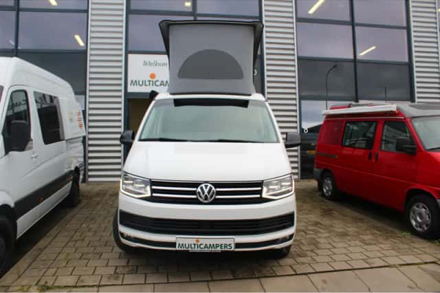 Volkswagen California (2017) thumbnail 2