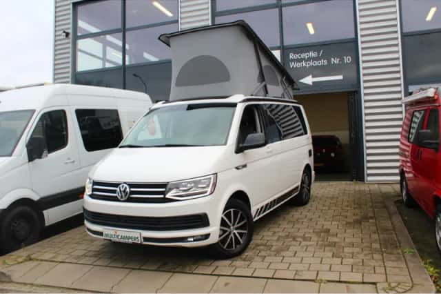 Volkswagen California (2017) thumbnail 3