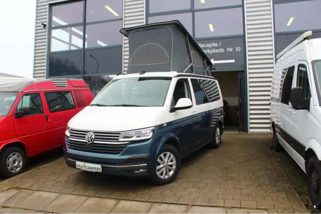 Volkswagen California (2022) thumbnail 1