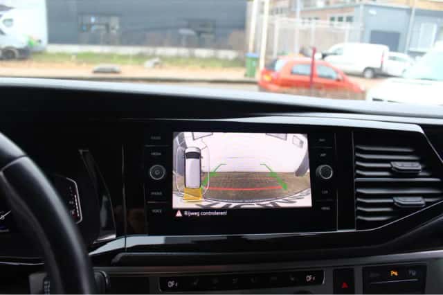 Volkswagen California (2022) thumbnail 4