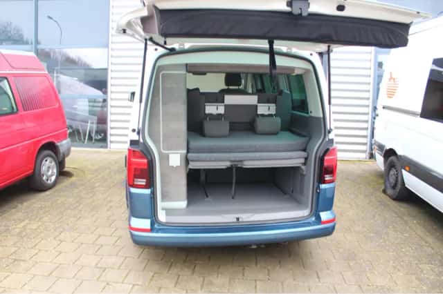 Volkswagen California (2022) thumbnail 6