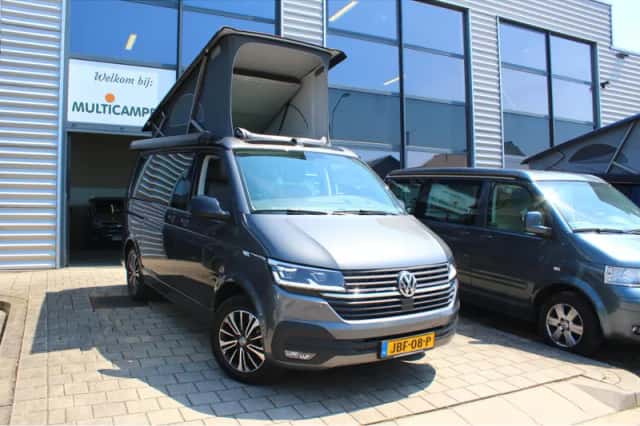 Volkswagen California (2023) thumbnail 1