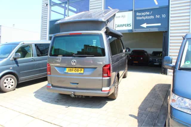 Volkswagen California (2023) thumbnail 3
