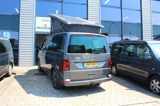 Volkswagen California (2023) thumbnail 4