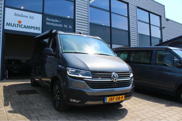 Volkswagen California (2023) thumbnail 6