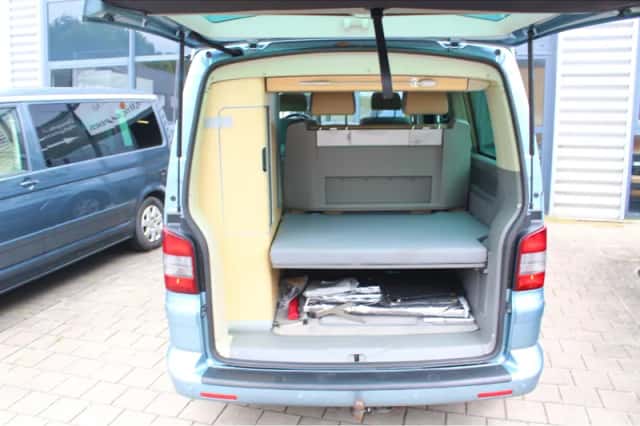 Volkswagen California (2008) thumbnail 3