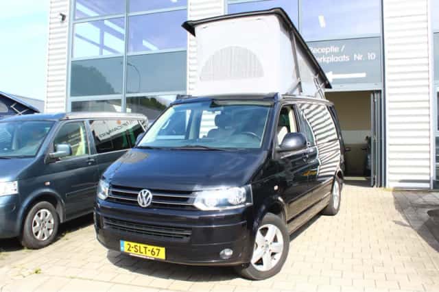 Volkswagen California (2010) thumbnail 1