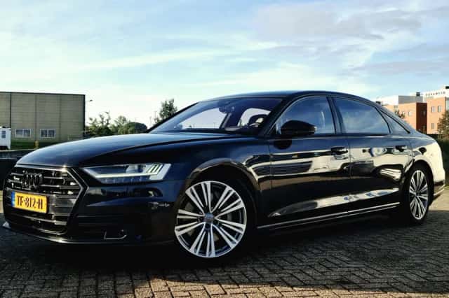 Audi A8 (2018) thumbnail 4