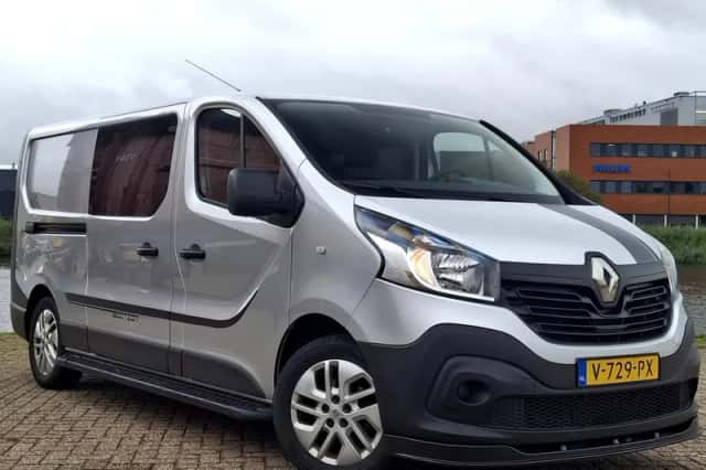 Renault Trafic (2018) thumbnail 2