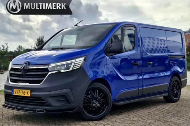 Renault Trafic (2022) thumbnail 1