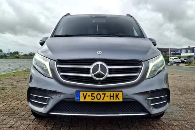 Mercedes-Benz V-Klasse (2017) thumbnail 3