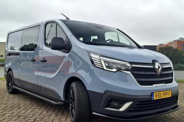 Renault Trafic (2022) thumbnail 4
