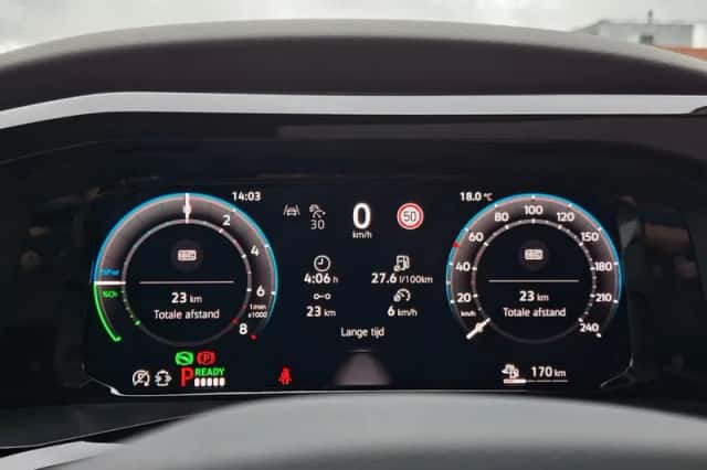 Volkswagen Multivan (2026) thumbnail 2