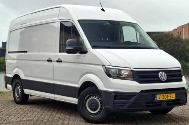 Volkswagen Crafter (2018) thumbnail 3