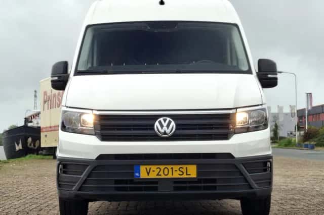 Volkswagen Crafter (2018) thumbnail 4