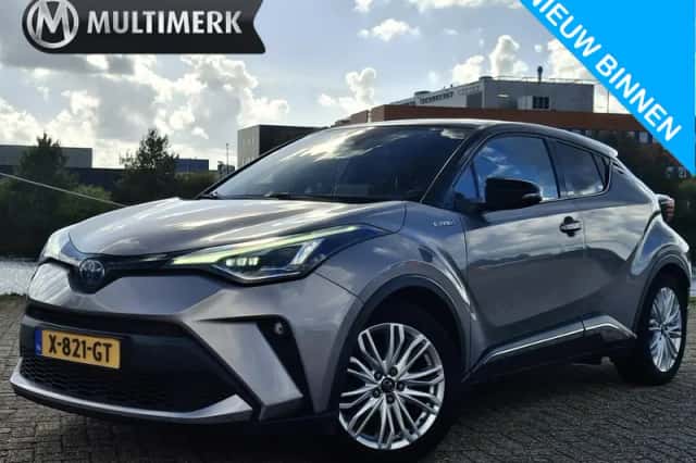 Toyota C-HR (2021) thumbnail 1
