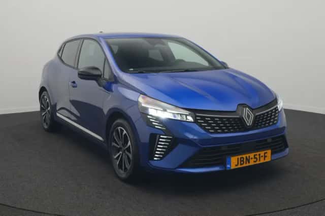 Renault Clio (2025) thumbnail 2