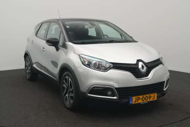 Renault Captur (2014) thumbnail 2