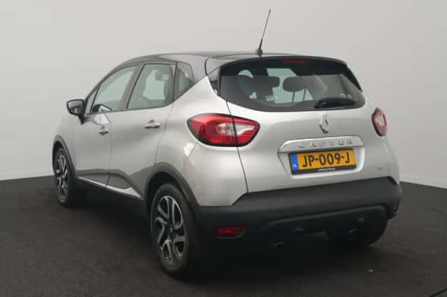 Renault Captur (2014) thumbnail 3