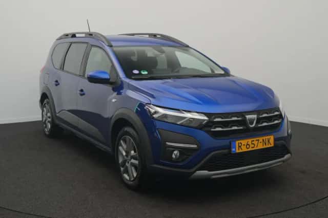 Dacia Jogger (2022) thumbnail 2