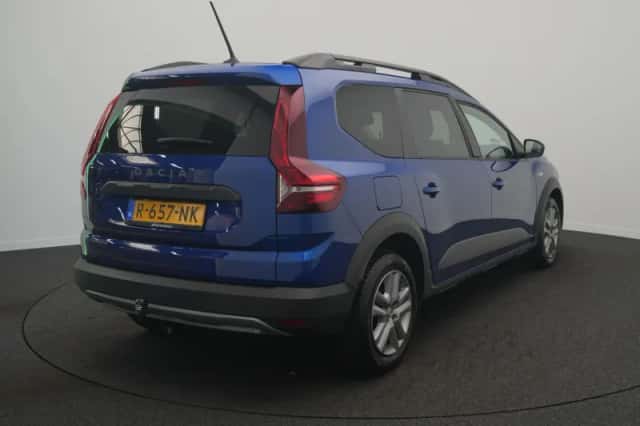 Dacia Jogger (2022) thumbnail 4