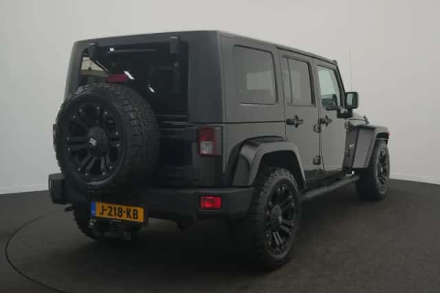 Jeep Wrangler (2008) thumbnail 4